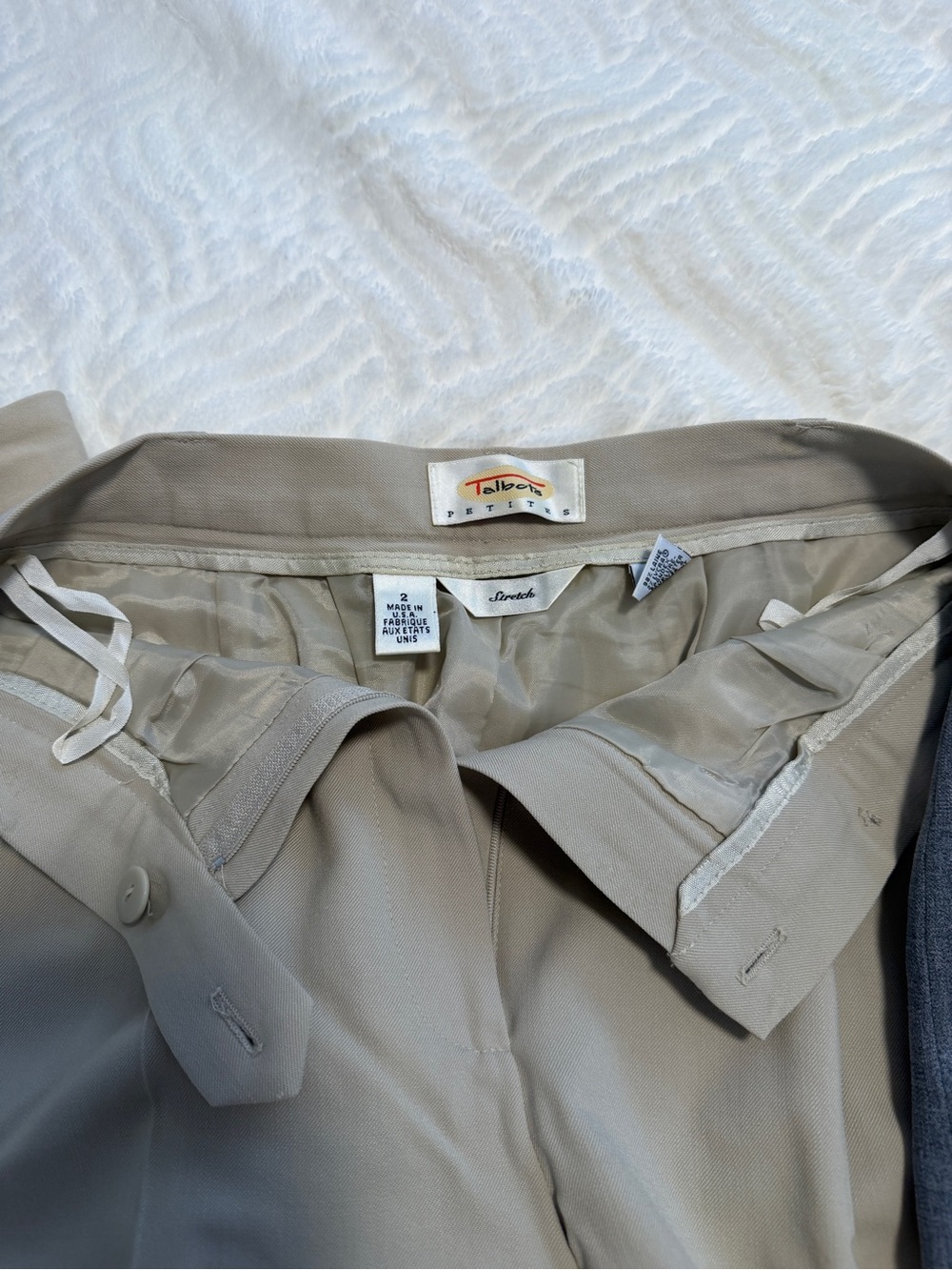 2 pairs! Size 2 Petite - Beige and Charcoal Grey Slim Dress Trousers - Picture 3 of 10